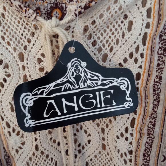 Angie Boho Peasant Cold Shoulder Top - Picture 9 of 10